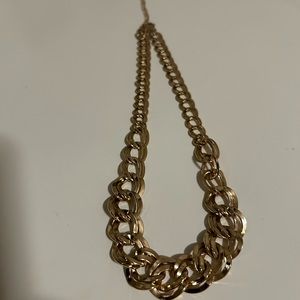Gold link necklace